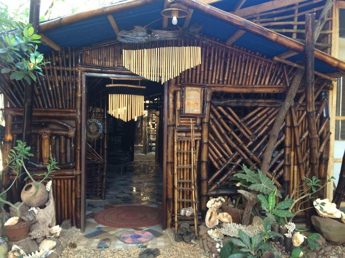 فندق Bamboo Nest بويرتو برينسيسا المظهر الخارجي الصورة